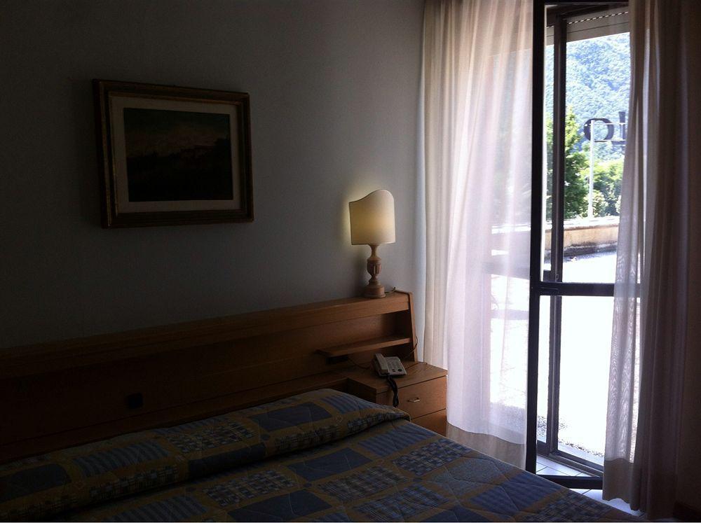 Hotel Cristallo Barga Fornaci di Barga Eksteriør billede