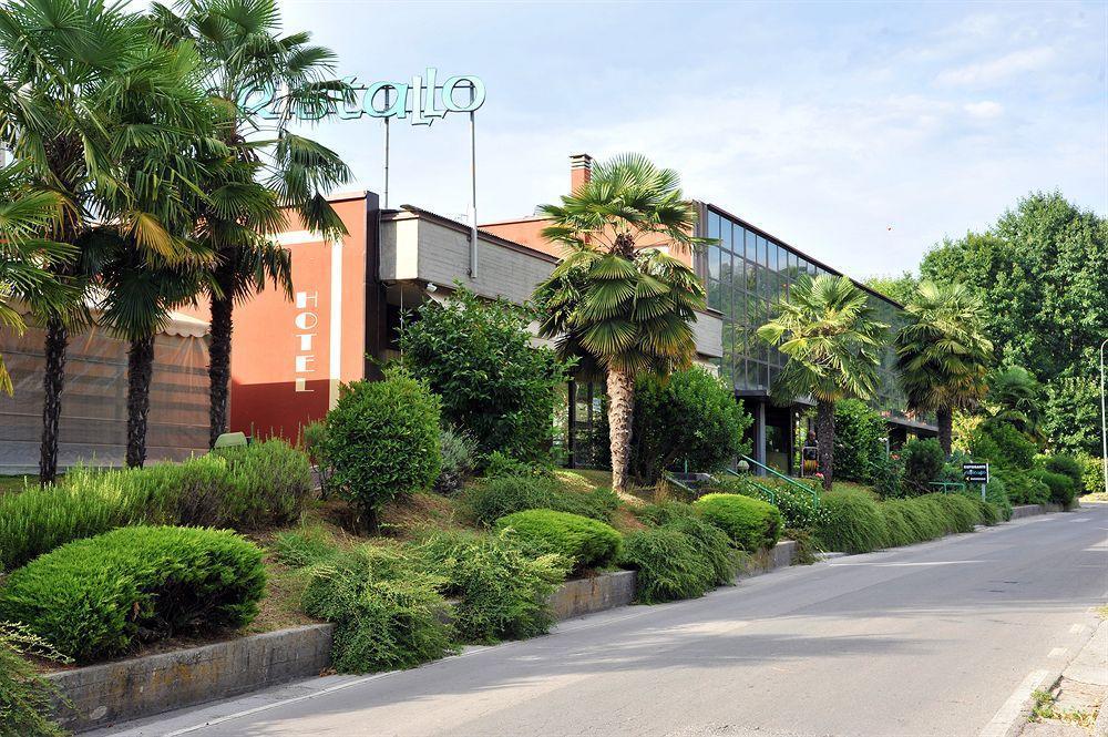 Hotel Cristallo Barga Fornaci di Barga Eksteriør billede