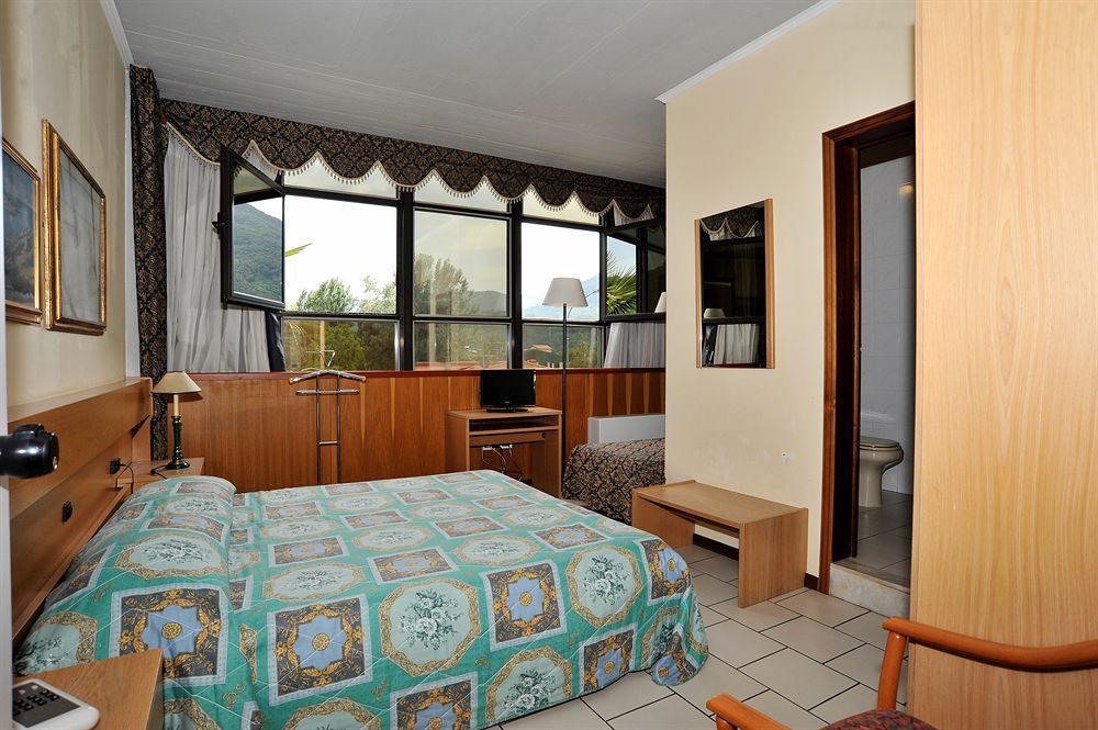 Hotel Cristallo Barga Fornaci di Barga Eksteriør billede